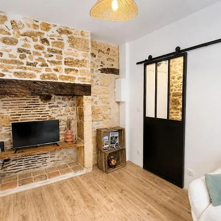 Apartment Historic Center - Cozy & Quiet For 2 People