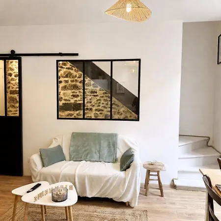 Apartment Historic Center - Cozy & Quiet For 2 People *